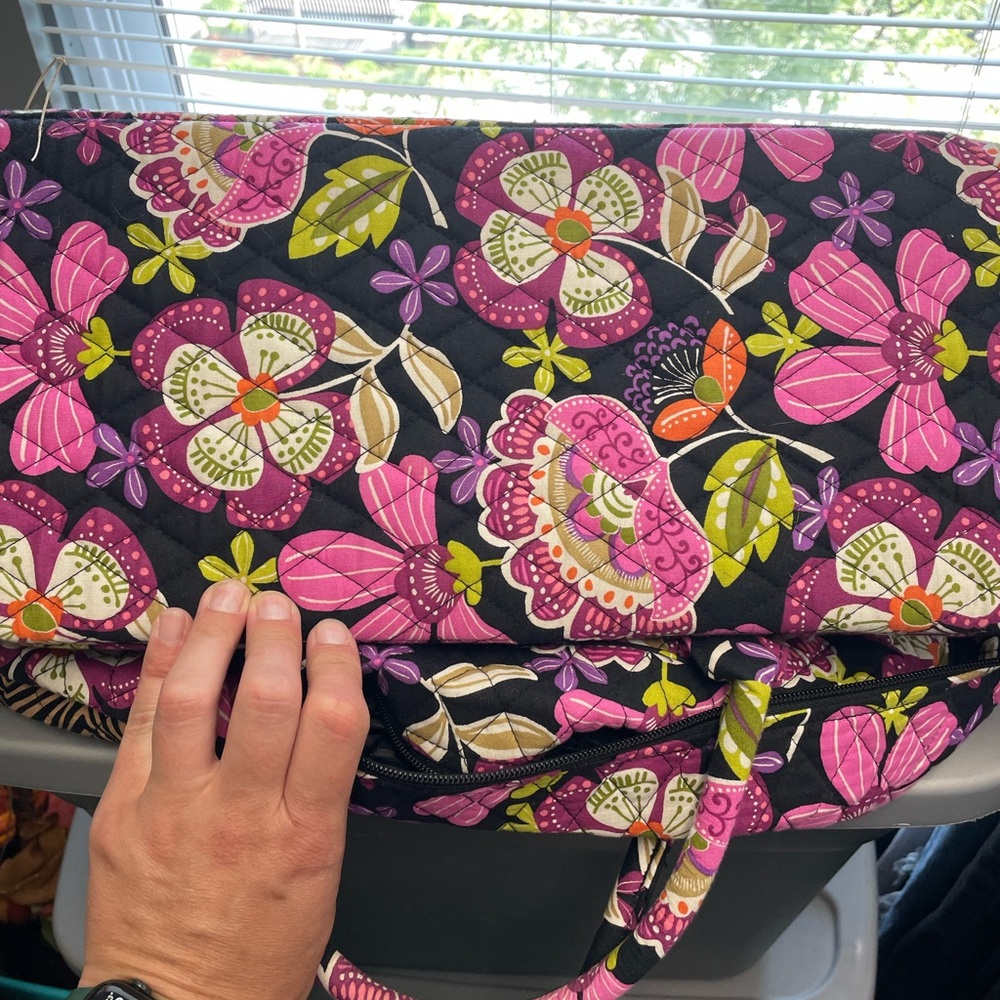 Vera Bradley Pink and Black Travel Bag with Floral Design - Picture 5 of 8